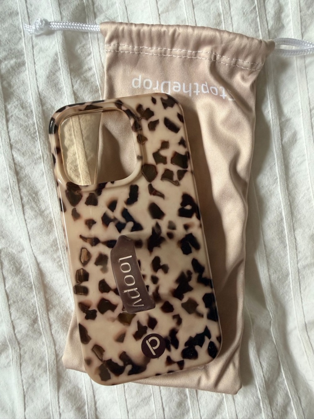 Loopy Case Beige Tortoiseshell Phone Case